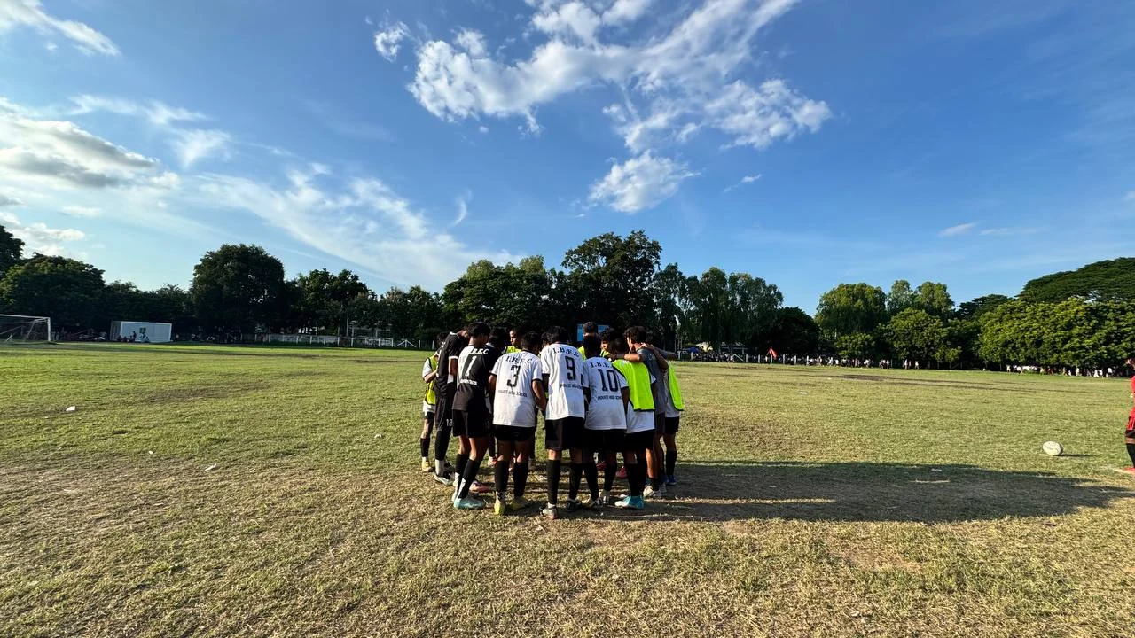 Stronger together through fitness, teamwork and fair play — team moment 2
